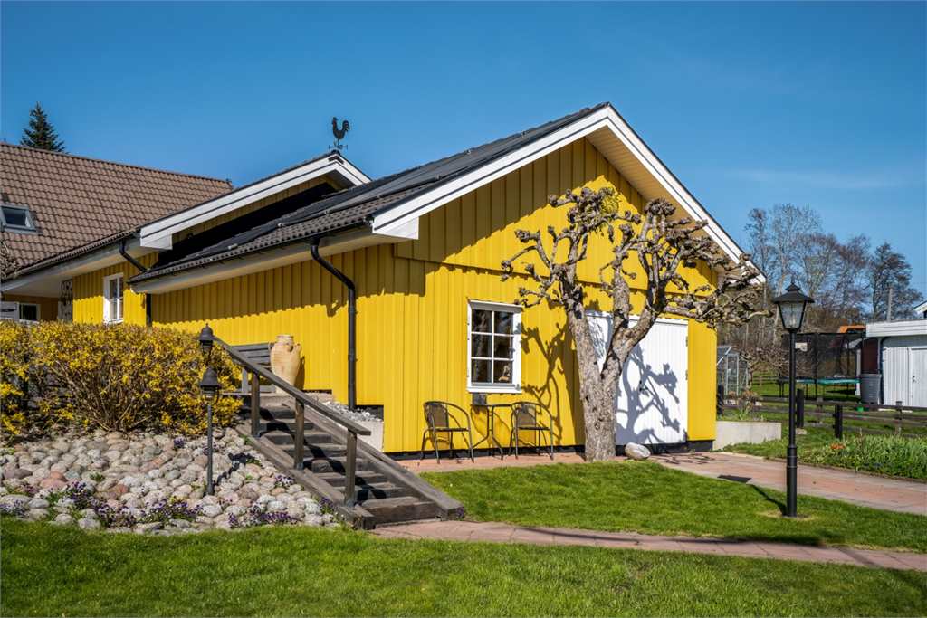 Villa i Örsundsbro, Sverige, Kastanjevägen 7B