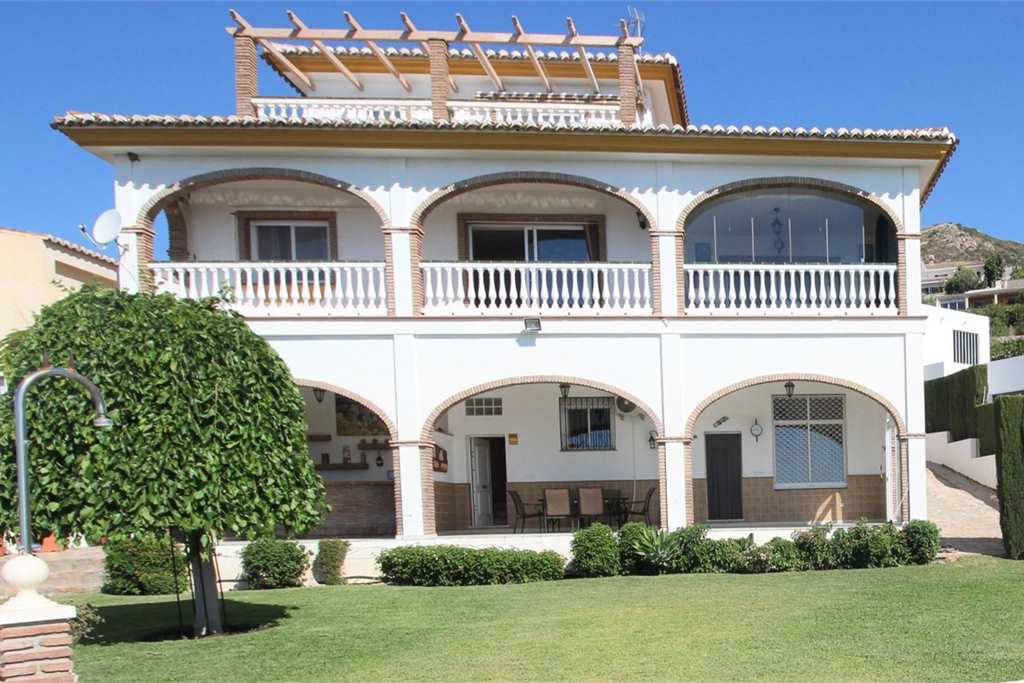 Villa i Costa del Sol, Benalmadena, Spanien, Costa del Sol - Benalmádena /