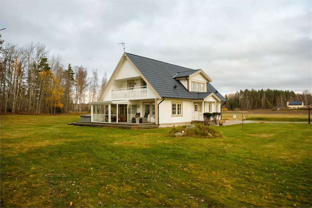 Villa i Örebro, Sverige, Hidingsta 822