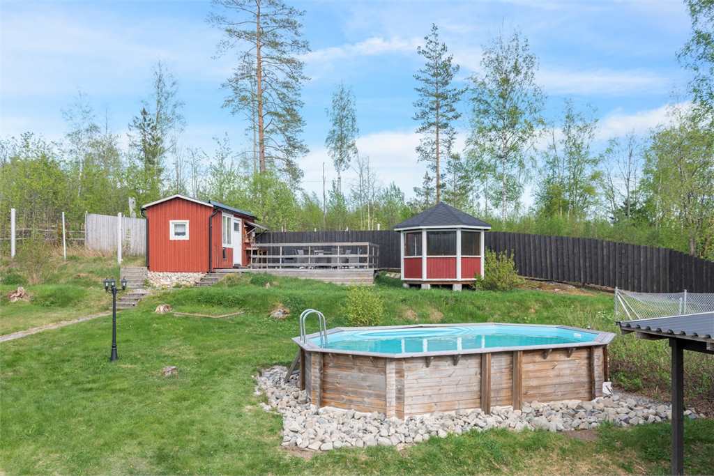 Villa i Granlo, Sundsvall, Sverige, Bergsåker 218