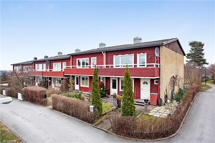 Villa i Vårberg/Skärholmen, Skärholmen, Varpholmsgränd 27